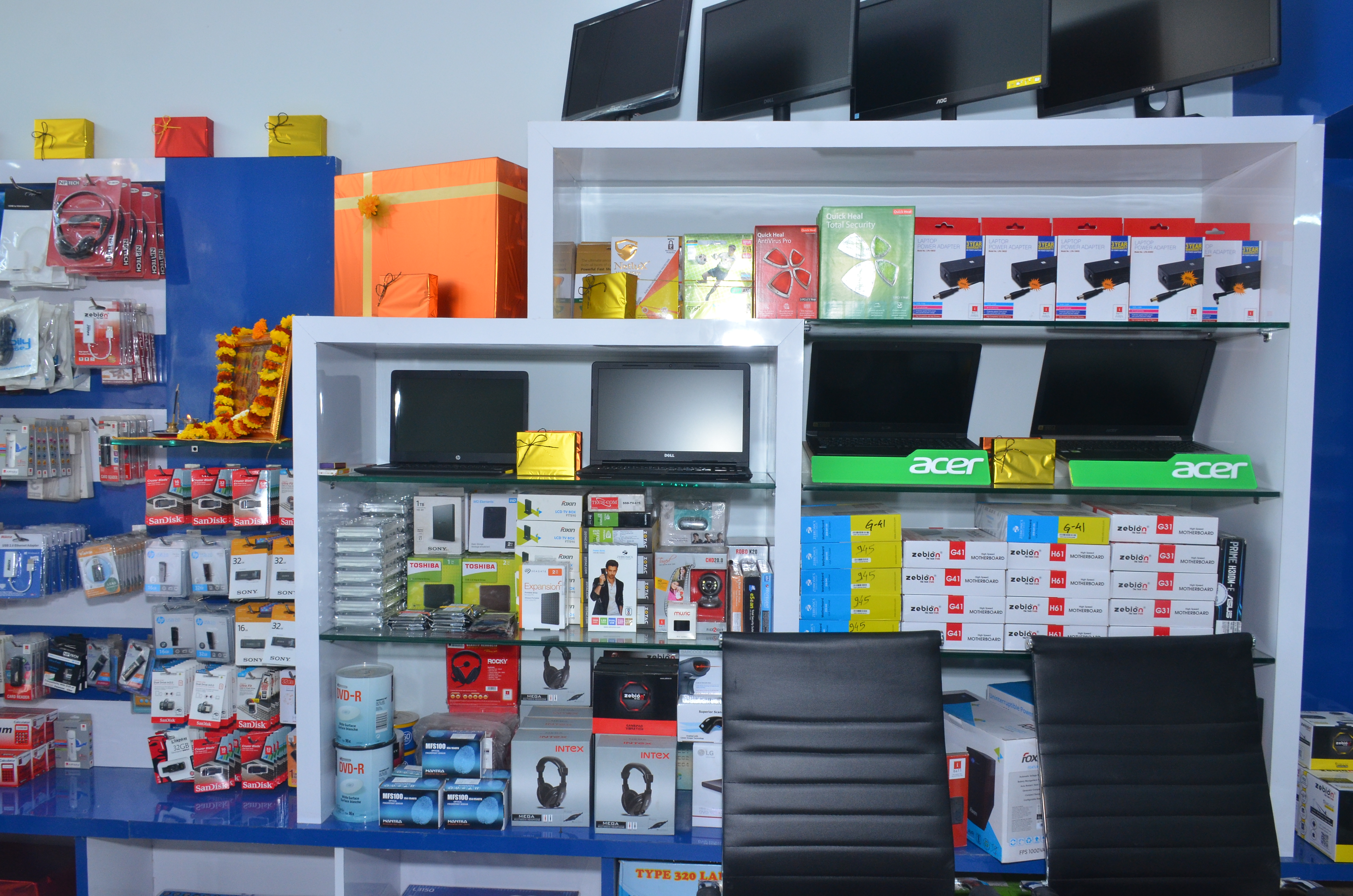 Product display with laptops, peripherals and accessories — Laxmi Computer Service